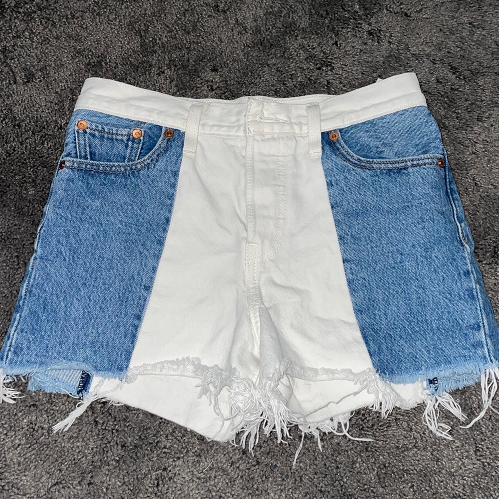 Levi’s Wedgie Shorts